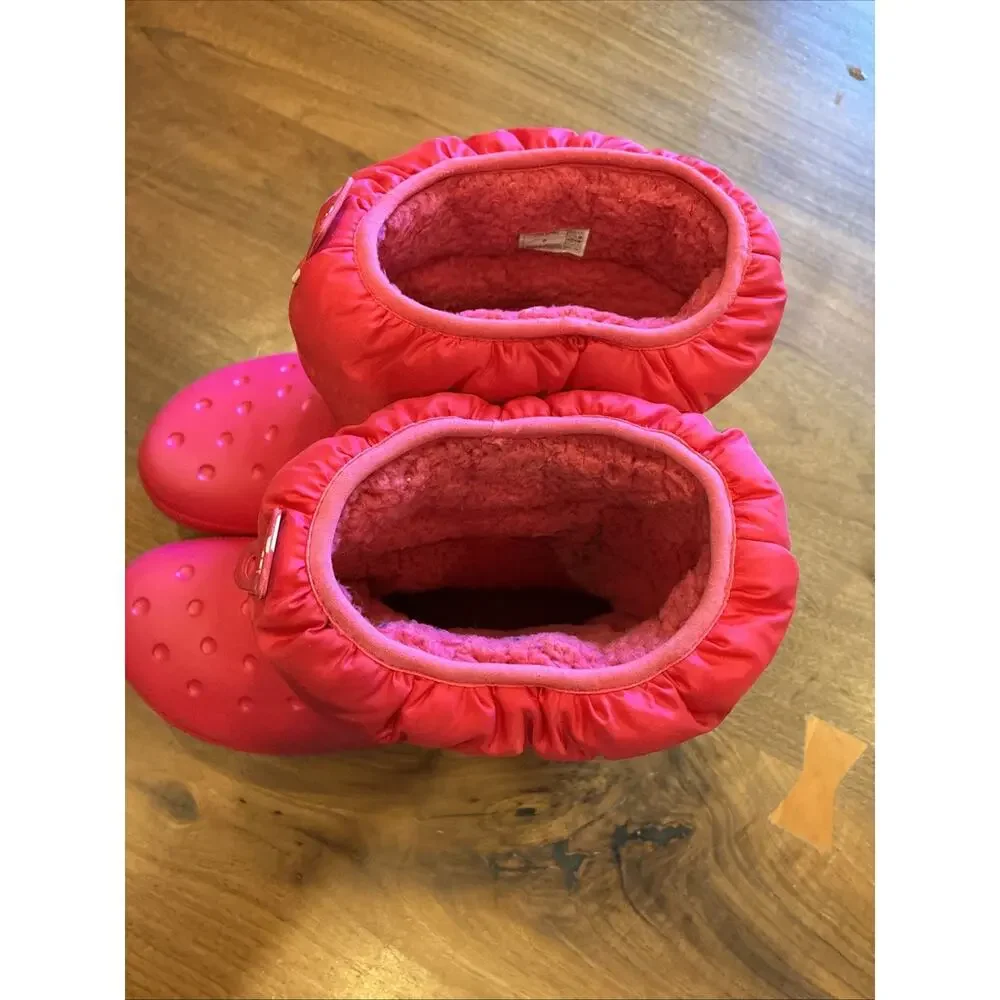 Crocs Neo Puff Boots Toddlers Size J6 Classic Lined Pink Winter Lined